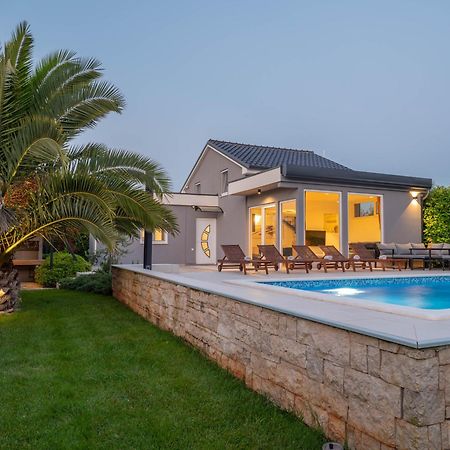 Villa Vinky Pula Extérieur photo