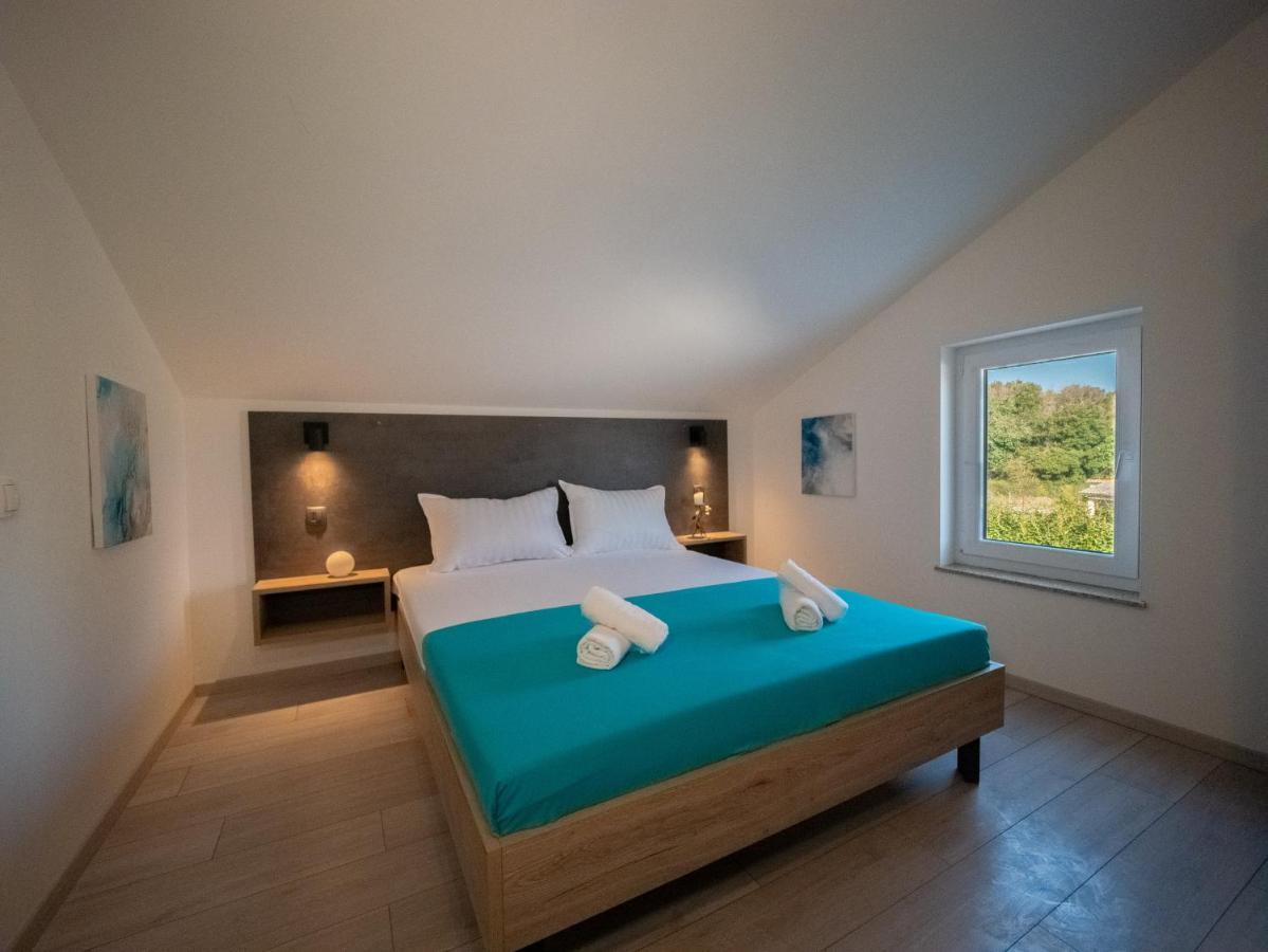 Villa Vinky Pula Extérieur photo